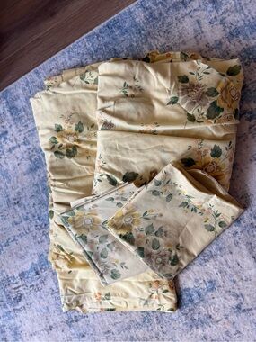 Vintage Pequot King Sheet Set Butter Yellow Floral 4 Pc Cottagecore USA 78x80
